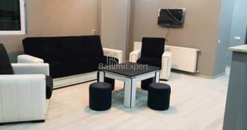 דירה 60 מ"ר - ניקו פירוסמני, Batumi, גאורגיה