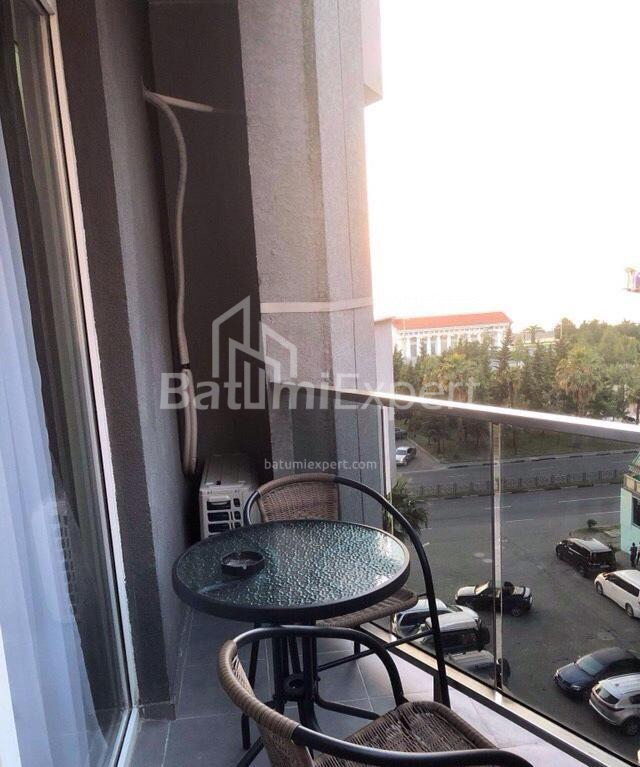 דירה 52 מ"ר - שריף חימשיאשווילי, Batumi, גאורגיה