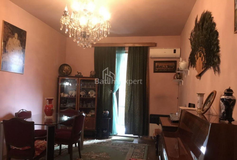 דירה 150 מ"ר - גנרל אסלן אבשידזה, Batumi, גאורגיה