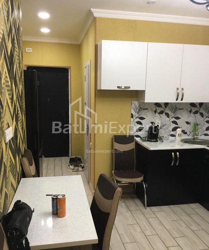 דירה 43 מ"ר - שריף חימשיאשווילי, Batumi, גאורגיה