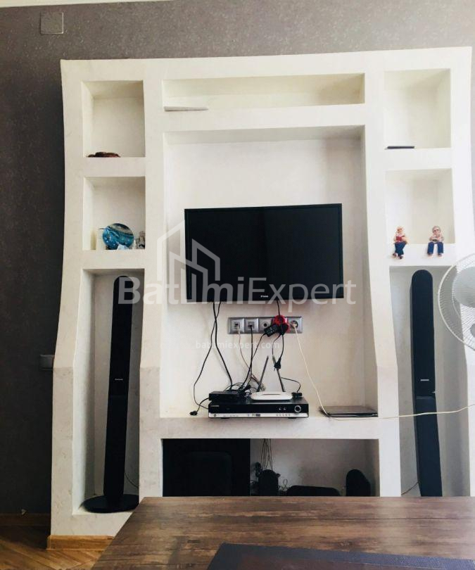 דירה 58 מ"ר - שריף חימשיאשווילי, Batumi, גאורגיה