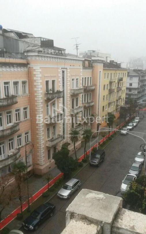 דירה 90 מ"ר - גנרל אסלן אבשידזה, Batumi, גאורגיה
