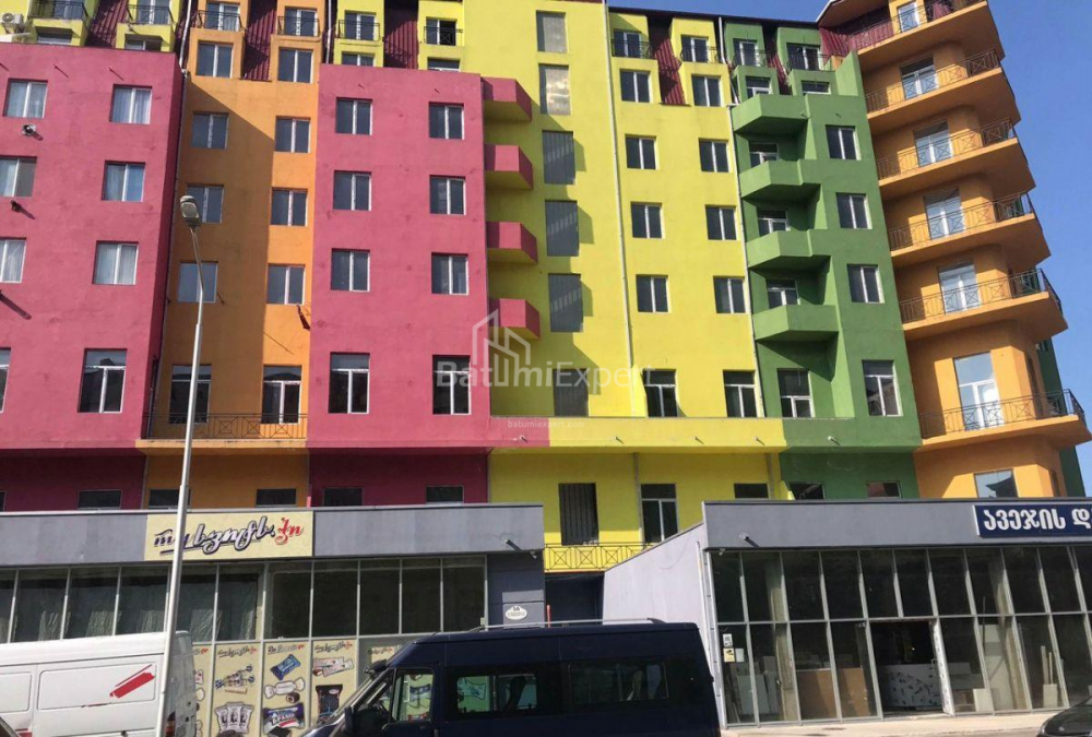 דירה 88 מ"ר - גלאקציה טבידזה, Batumi, גאורגיה