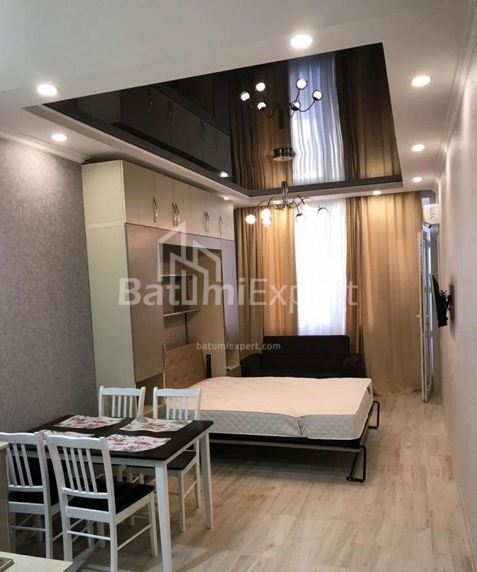 דירה 34 מ"ר - שריף חימשיאשווילי, Batumi, גאורגיה