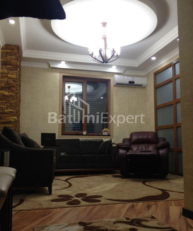 דירה 53 מ"ר - יוריבסקאיה, Batumi, גאורגיה