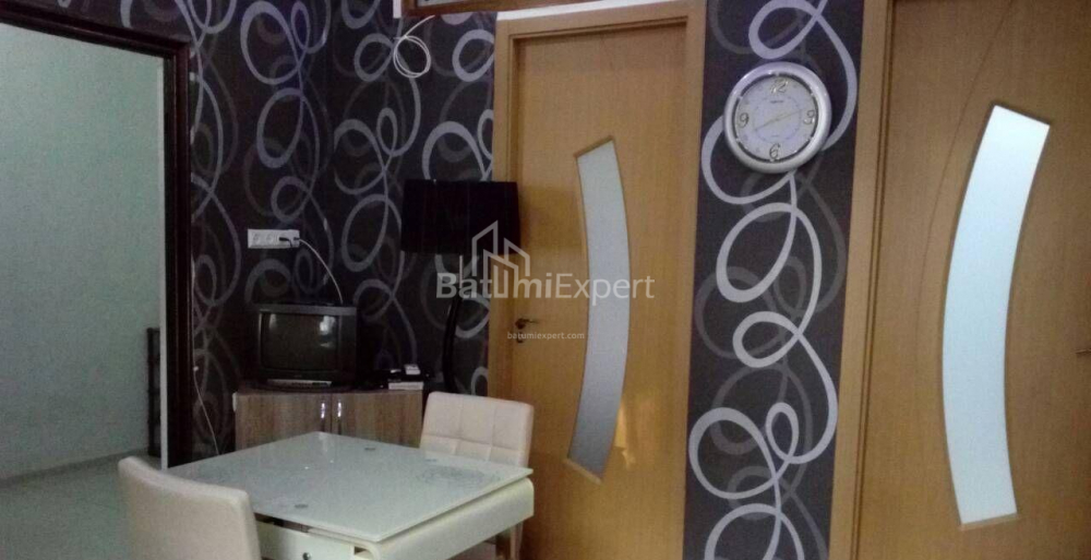 דירה 32 מ"ר - יוריבסקאיה, Batumi, גאורגיה