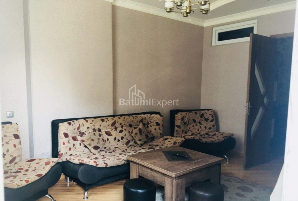 דירה 58 מ"ר - שריף חימשיאשווילי, Batumi, גאורגיה