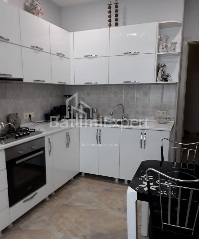 דירה 96 מ"ר - שריף חימשיאשווילי, Batumi, גאורגיה
