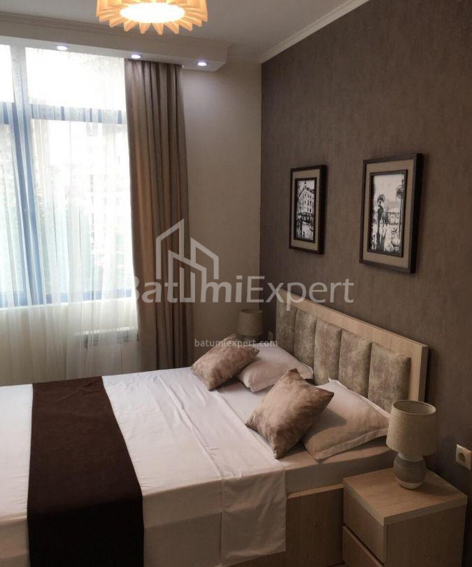 דירה 49 מ"ר - ניקו פירוסמני, Batumi, גאורגיה