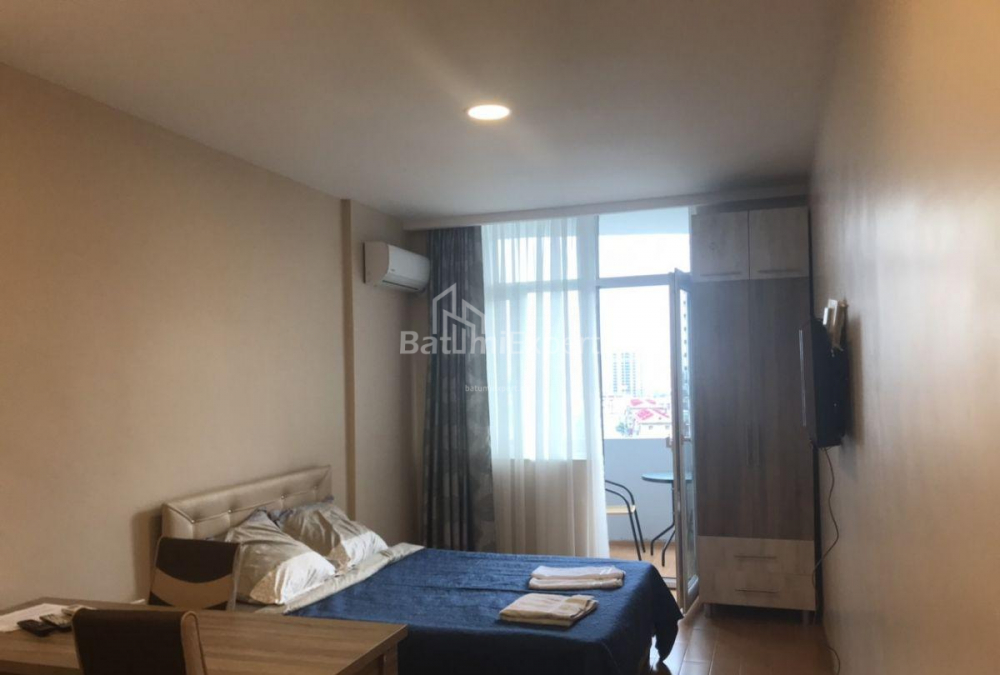 דירה 30 מ"ר - אלכסנדרה גריבודובה, Batumi, גאורגיה