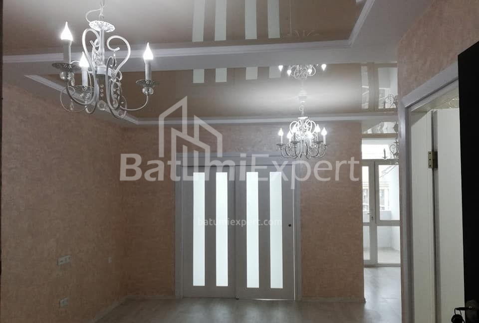 דירה 47 מ"ר - יוסף קובלדזה, Batumi, גאורגיה