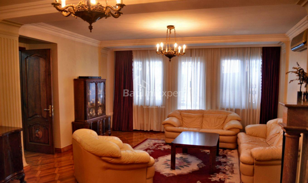 דירה 140 מ"ר - יוריבסקאיה, Batumi, גאורגיה