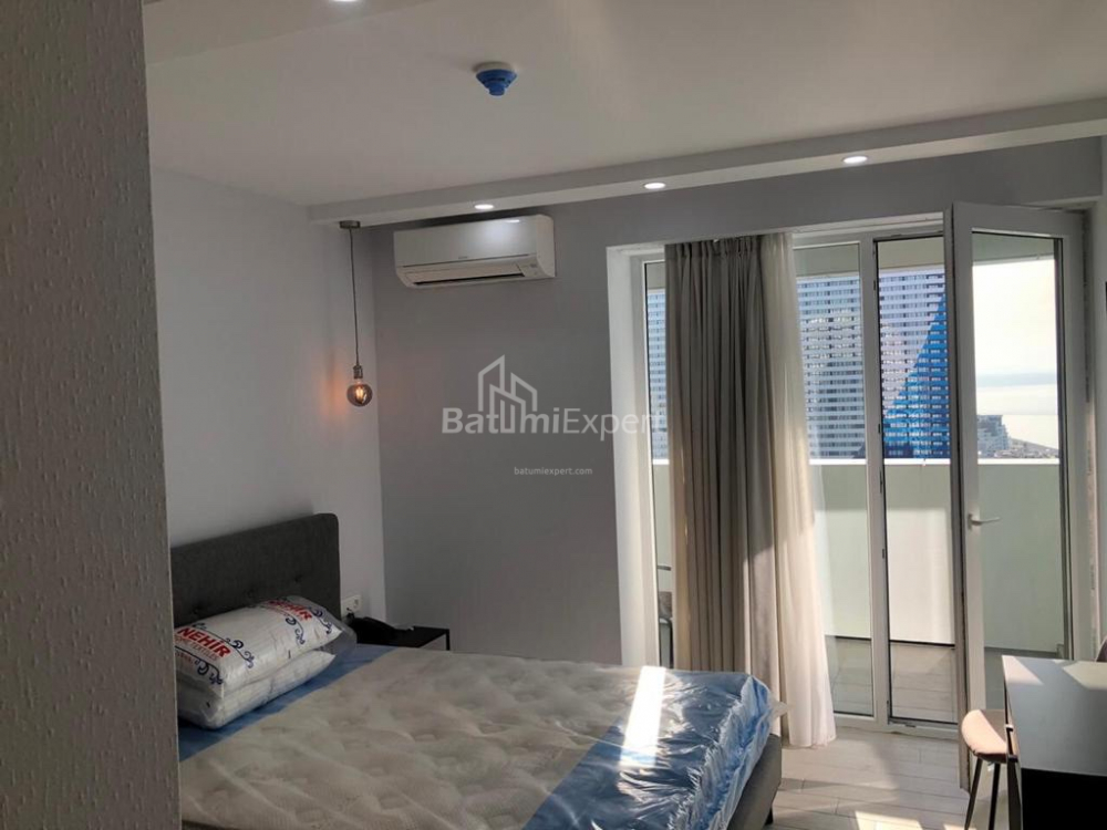 דירה 32 מ"ר - שריף חימשיאשווילי, Batumi, גאורגיה