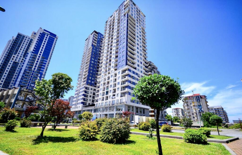 דירה 70 מ"ר - ניקו פירוסמני, Batumi, גאורגיה
