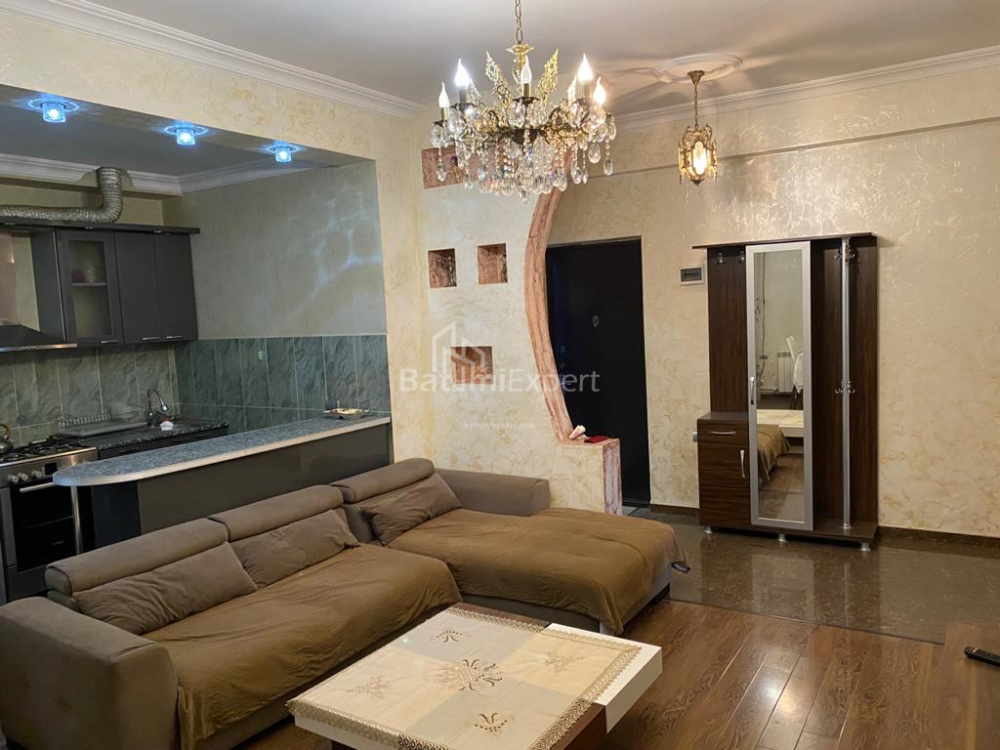 דירה 80 מ"ר - שלווה אינסרידזה, Batumi, גאורגיה