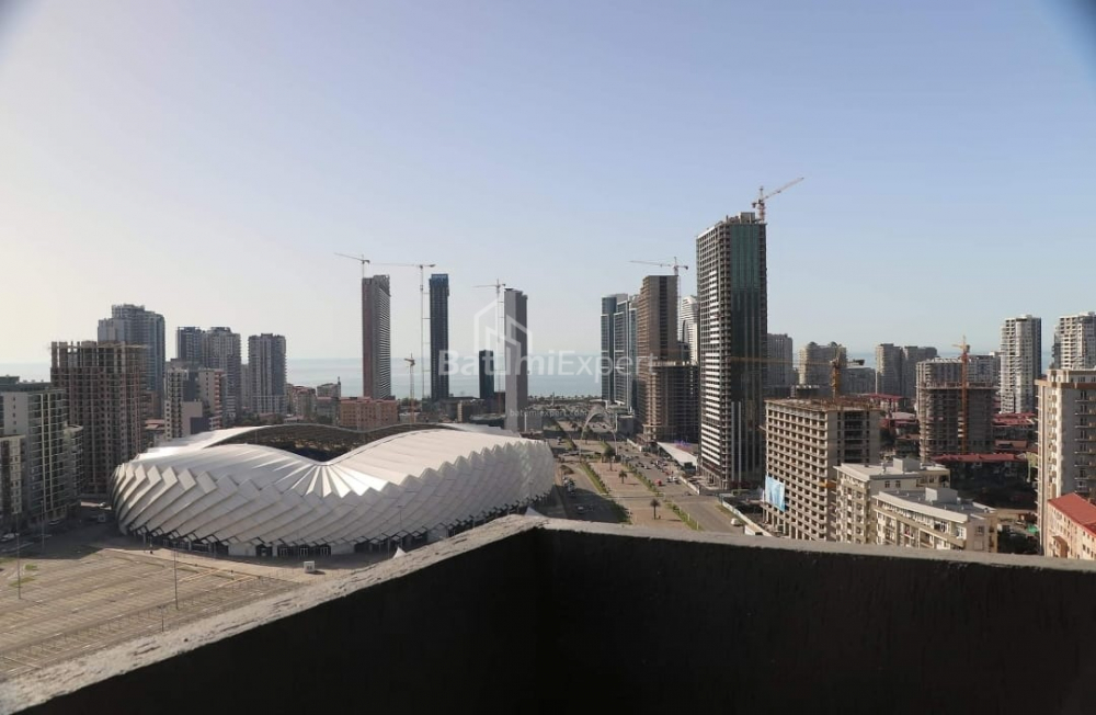 דירה 96.5 מ"ר - פטרה בגרציוני, בטומי, גאורגיה