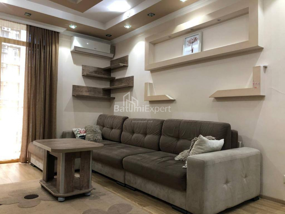דירה 57 מ"ר - יוסף קובלדזה, Batumi, גאורגיה