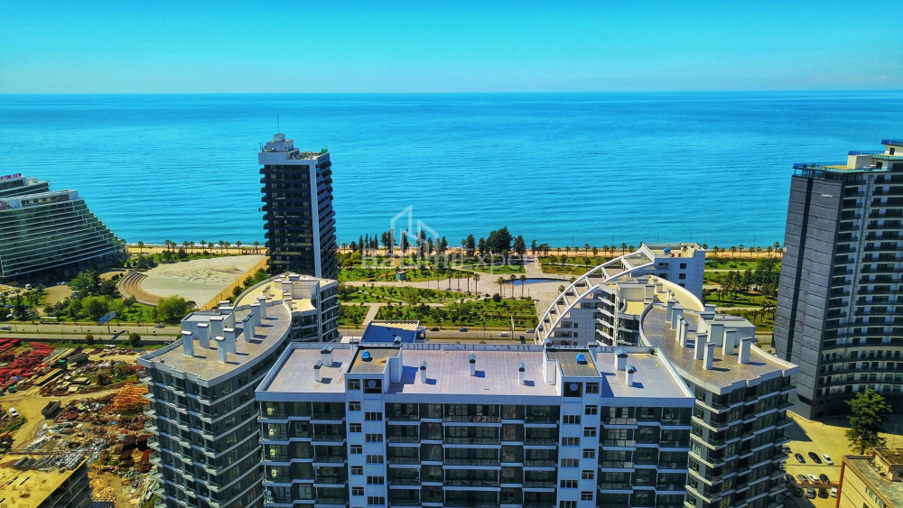 דירה 35 מ"ר - לך ומריה קצ'ינסקי, בטומי, גאורגיה