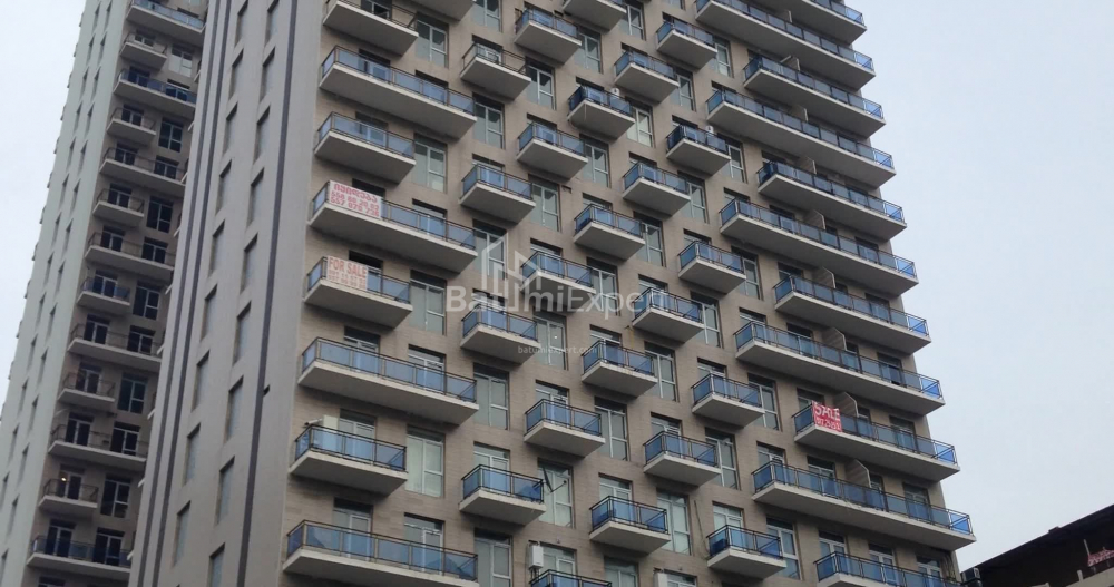 דירה 35 מ"ר - שריף חימשיאשווילי, בטומי, גאורגיה