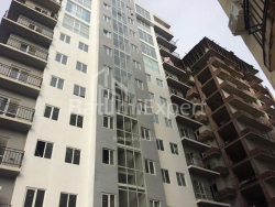 דירה 1-комн 67.5 m² - פטרה בגרציוני, Batumi
