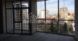 דירה 117 מ"ר - סמטת הגיבורים, Batumi, גאורגיה