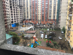 דירה 70.4 מ"ר - וכטנג גורגסלי, Batumi, גאורגיה