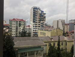 דירה 34.4 מ"ר - וכטנג גורגסלי, Batumi, גאורגיה