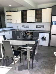 דירה 84 מ"ר - דוד אגמשנבלי, Batumi, גאורגיה