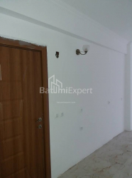 דירה 27 מ"ר - שריף חימשיאשווילי, Batumi, גאורגיה