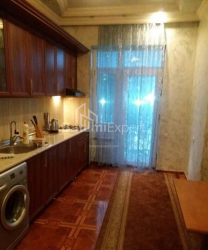 דירה 100 מ"ר - שריף חימשיאשווילי, Batumi, גאורגיה