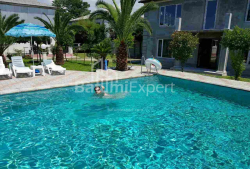 דירה 7-комн 220 m² - יוריבסקאיה, Batumi