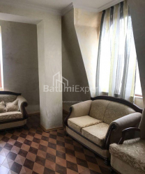דירה 3-комн 70 m² - וכטנג גורגסלי, Batumi