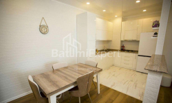 דירה 3-комн 70 m² - ניקו פירוסמני, Batumi