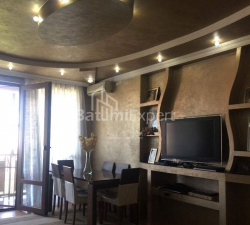 דירה 3-комн 80 m² - בסיקי, Batumi