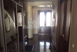 דירה 5-комн 120 m² - המלך פרנבאז, Batumi