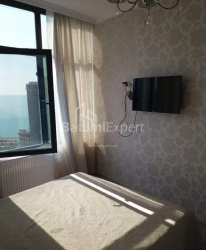 דירה 44 מ"ר - ניקו פירוסמני, Batumi, גאורגיה