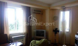 דירה 3-комн 60 m² - יוריבסקאיה, Batumi