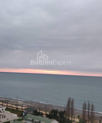 דירה 33 מ"ר - שריף חימשיאשווילי, Batumi, גאורגיה