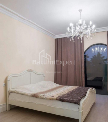 דירה 4-комн 140 m² - יוריבסקאיה, Batumi