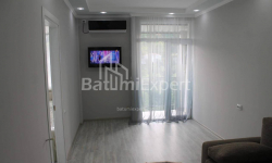 דירה 3-комн 65 m² - פטרה בגרציוני, Batumi