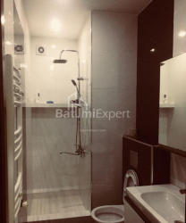 דירה 6-комн 152 m² - זוראבה גורגילדזה, Batumi