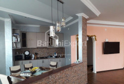 דירה 3-комн 120 m² - יוריבסקאיה, Batumi