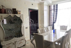 דירה 3-комн 85 m² - פטרה בגרציוני, Batumi