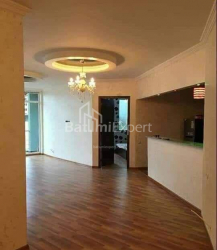 דירה 4-комн 133 m² - יוריבסקאיה, Batumi