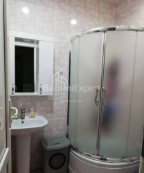 דירה 3-комн 63 m² - המלך פרנבאז, Batumi
