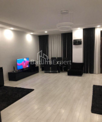 דירה 90 מ"ר - וכטנג גורגסלי, Batumi, גאורגיה