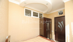 דירה 3-комн 53 m² - פטרה בגרציוני, Batumi