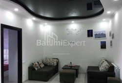 דירה 3-комн 80 m² - יוריבסקאיה, Batumi
