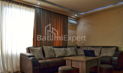 דירה 3-комн 65 m² - שריף חימשיאשווילי, Batumi