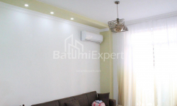 דירה 3-комн 50 m² - יוריבסקאיה, Batumi